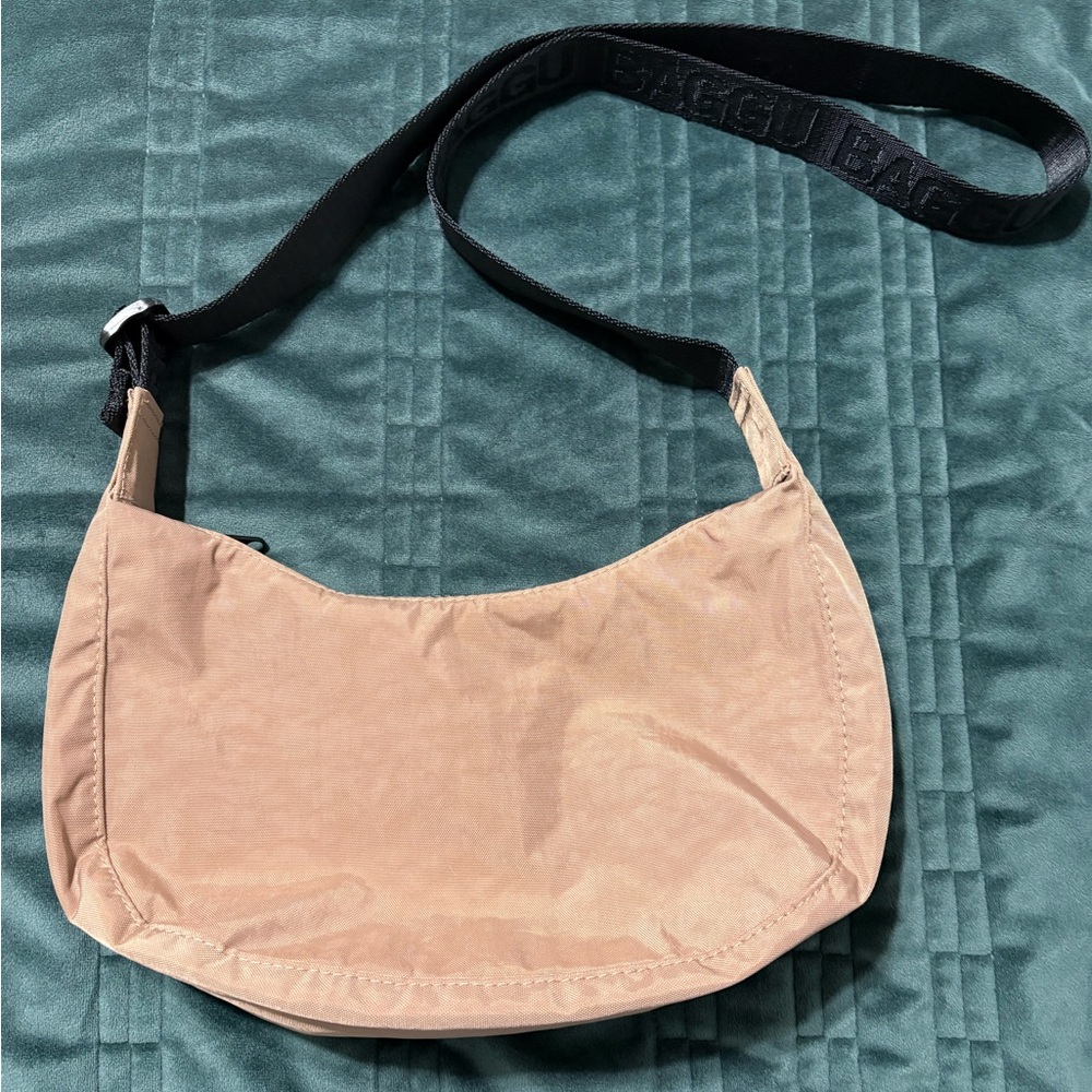 Baggu Small Crescent-Cocoa